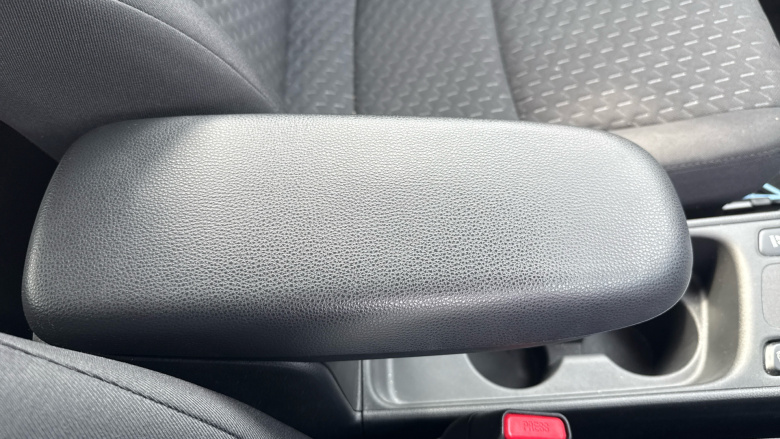 Toyota Yaris Cross 1.5 Hybrid Icon 5dr CVT Hybrid Estate